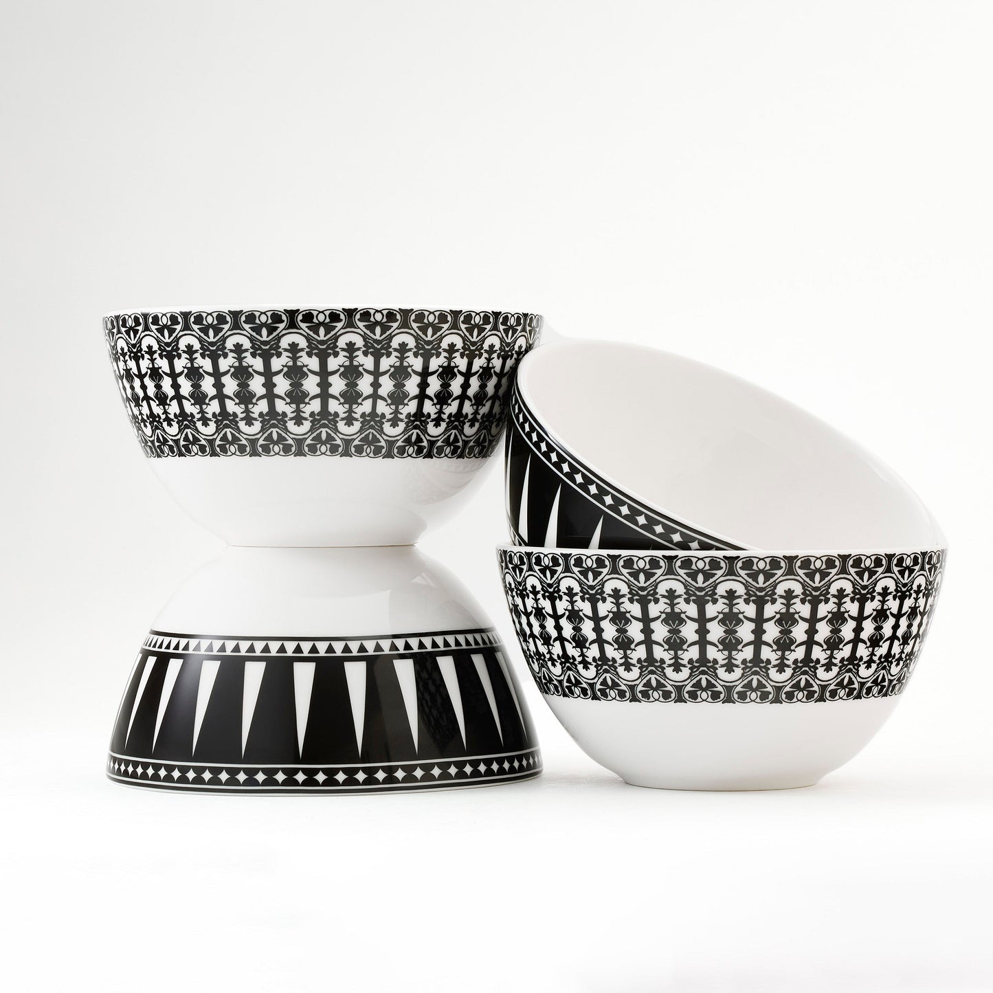 Black & White Bowl Mixed Set Of 4
