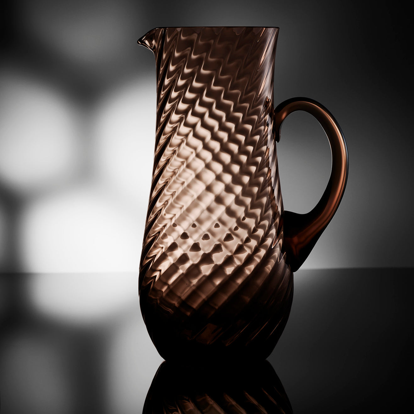 Quinn Mocha Pitcher
