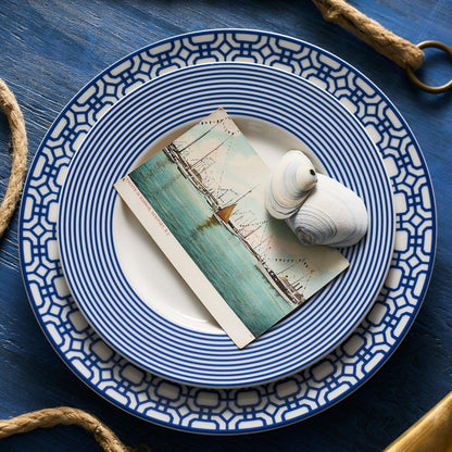  Newport Garden Gate Rimmed Dinner Plate