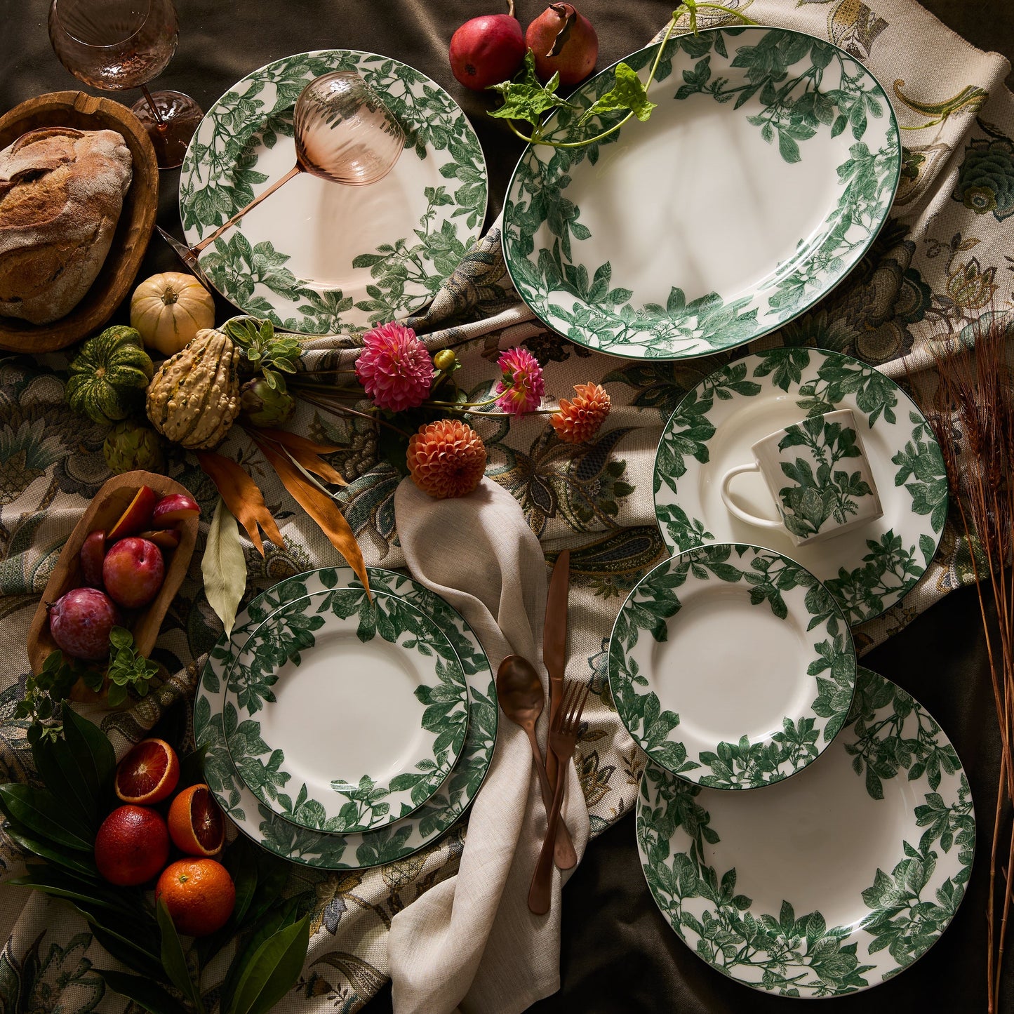  Arbor Green Rimmed Salad Plate