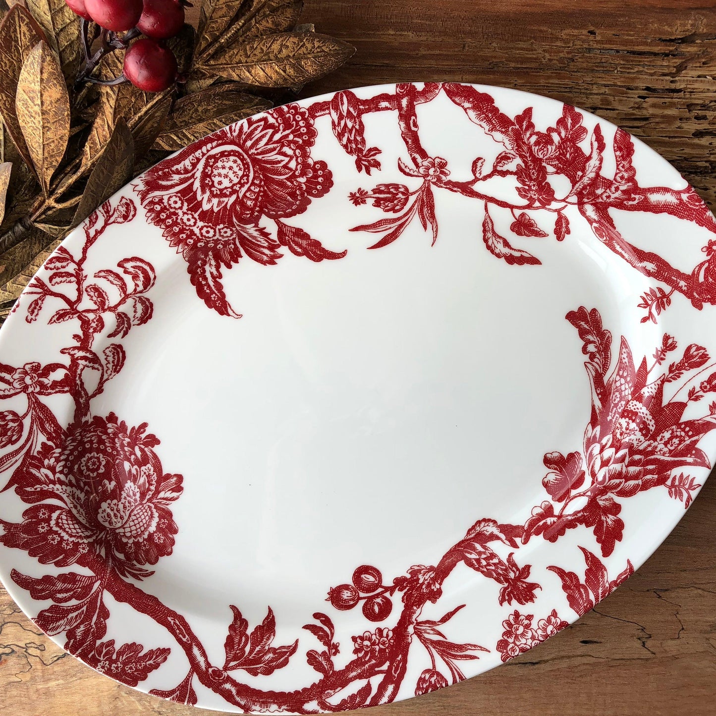  Arcadia Crimson Oval Rimmed Platter