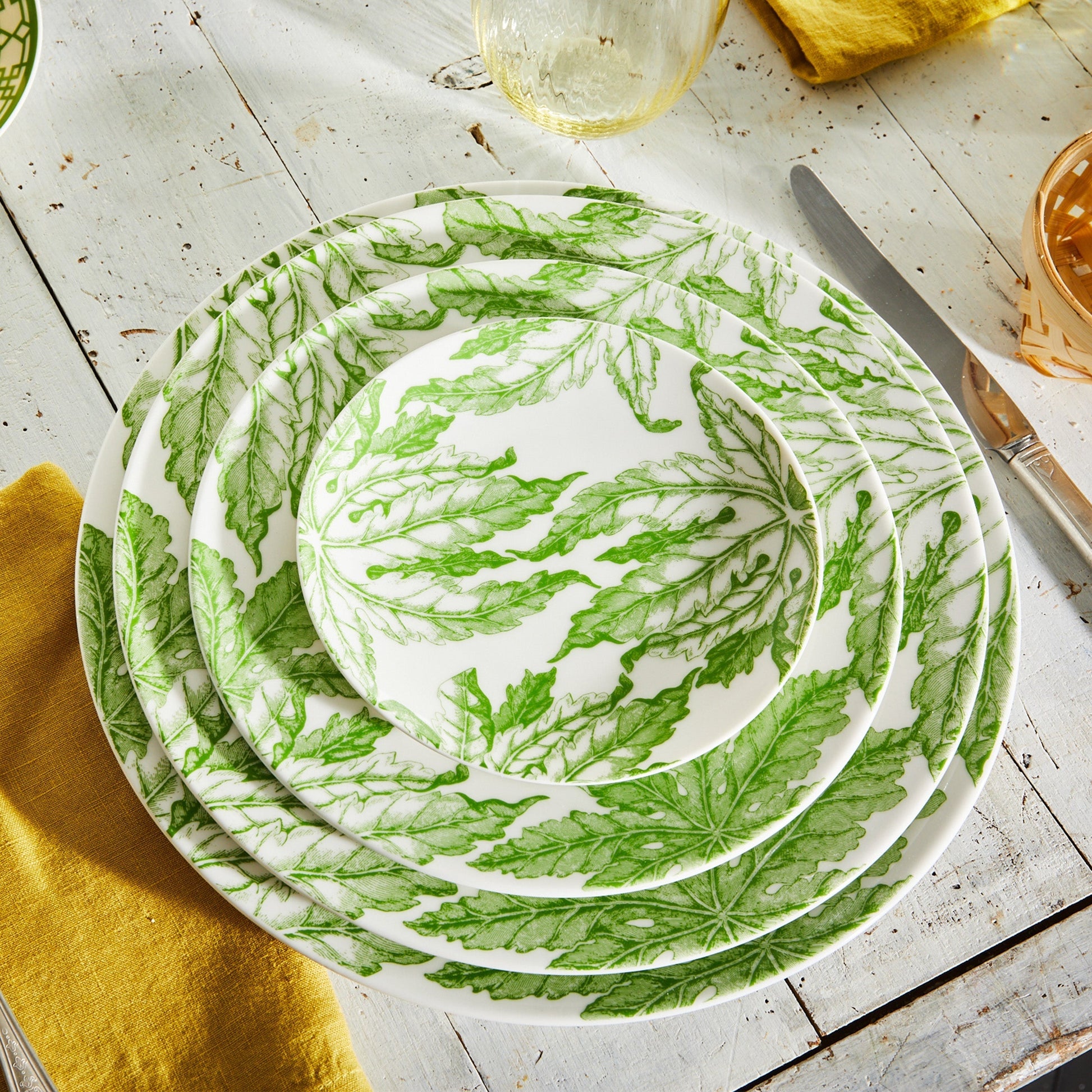  Freya Rimmed Dinner Plate