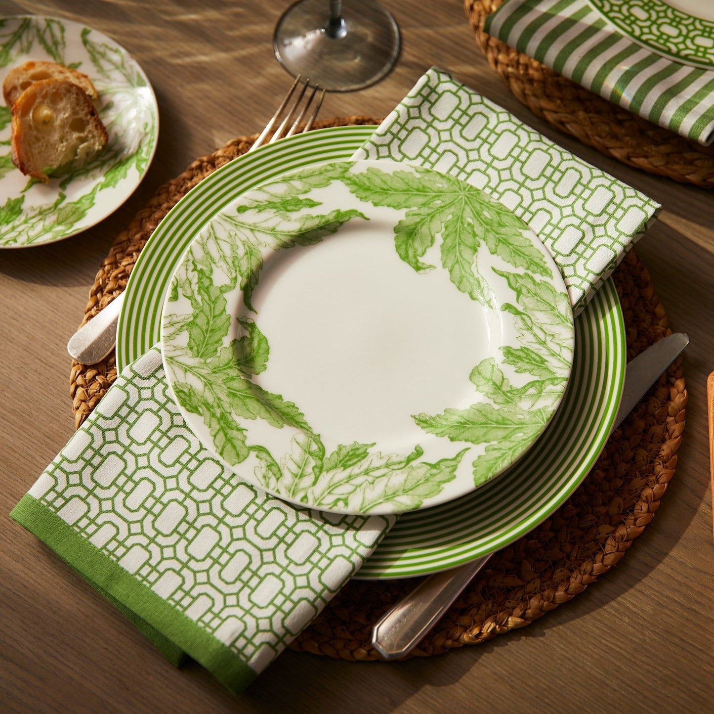  Newport Garden Gate Dinner Napkins In Green Set/4