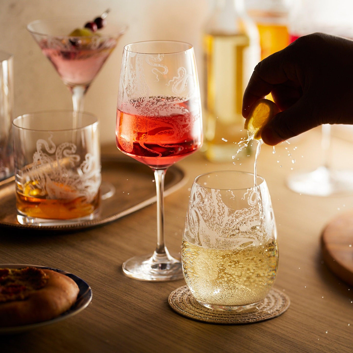  Lucy White Wine Glasses