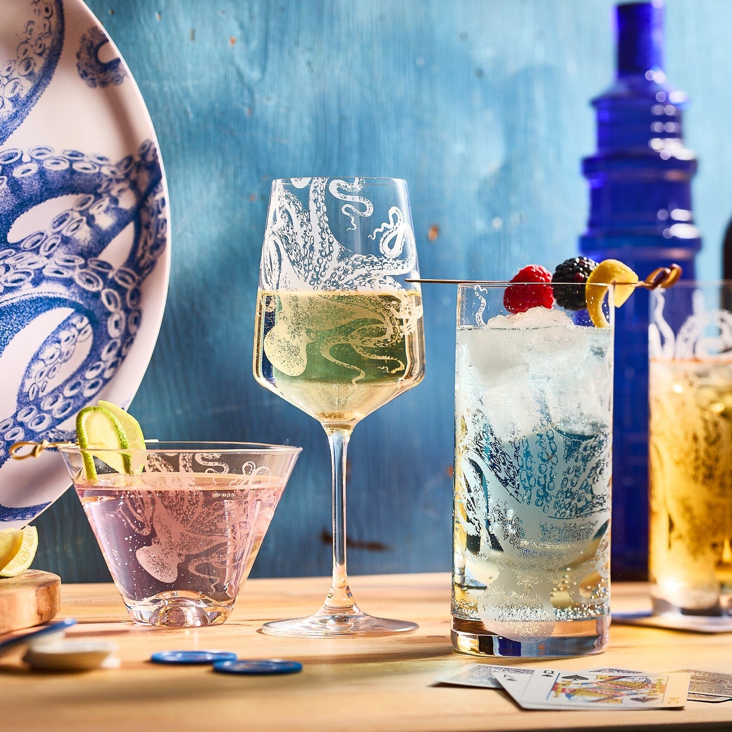  Lucy White Wine Glasses