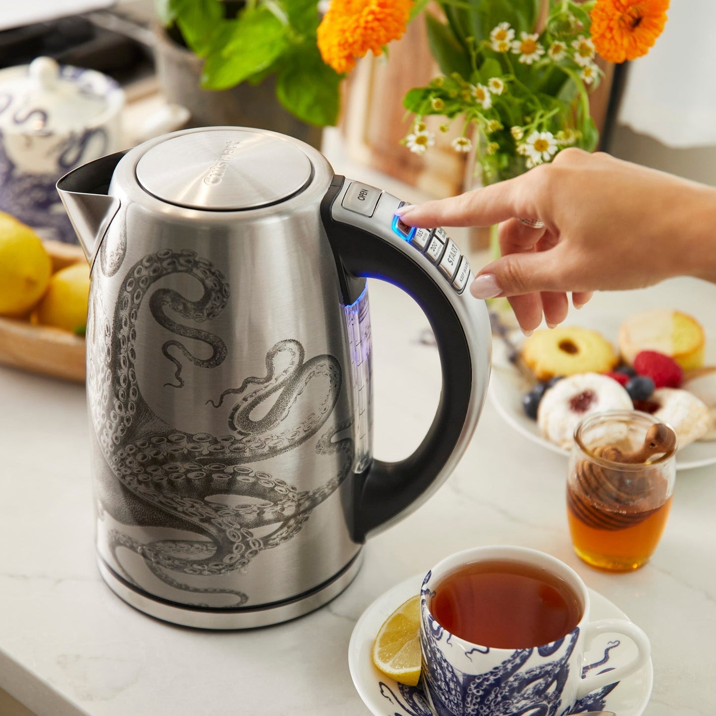  Caskata X Cuisinart Limited Edition Lucy Programmable Electric Kettle