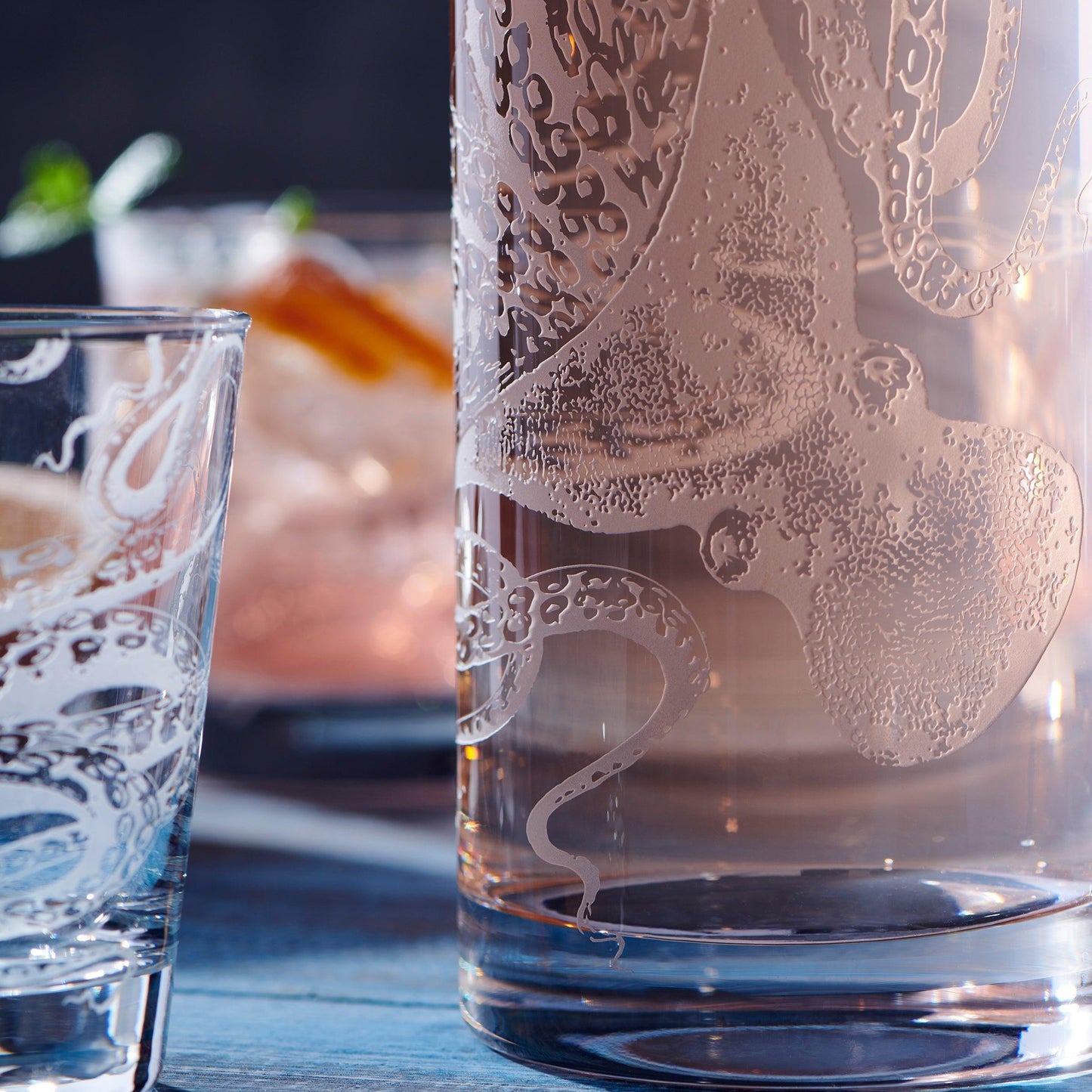  Lucy Tall Pitcher