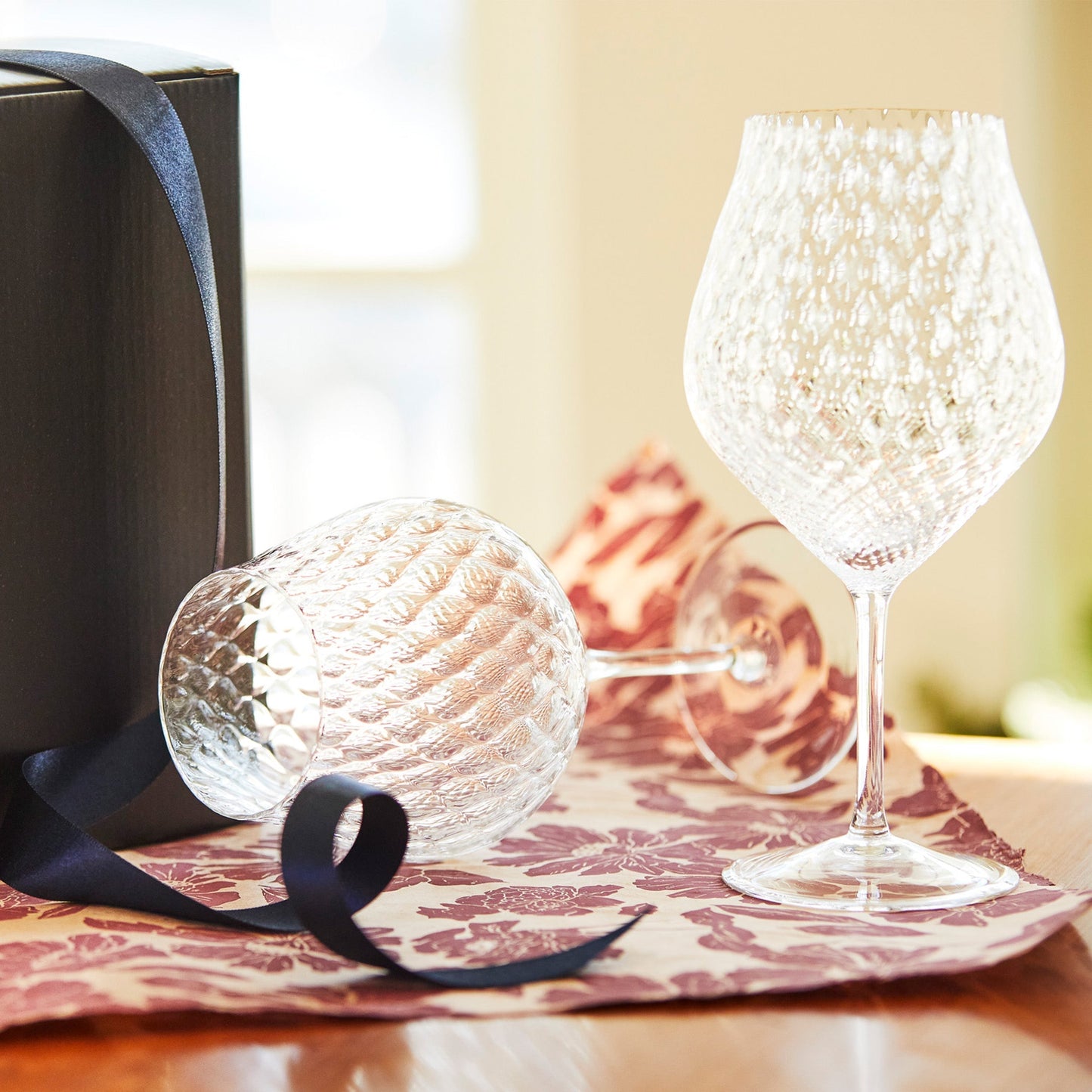  Phoebe Clear Universal Wine Glasses