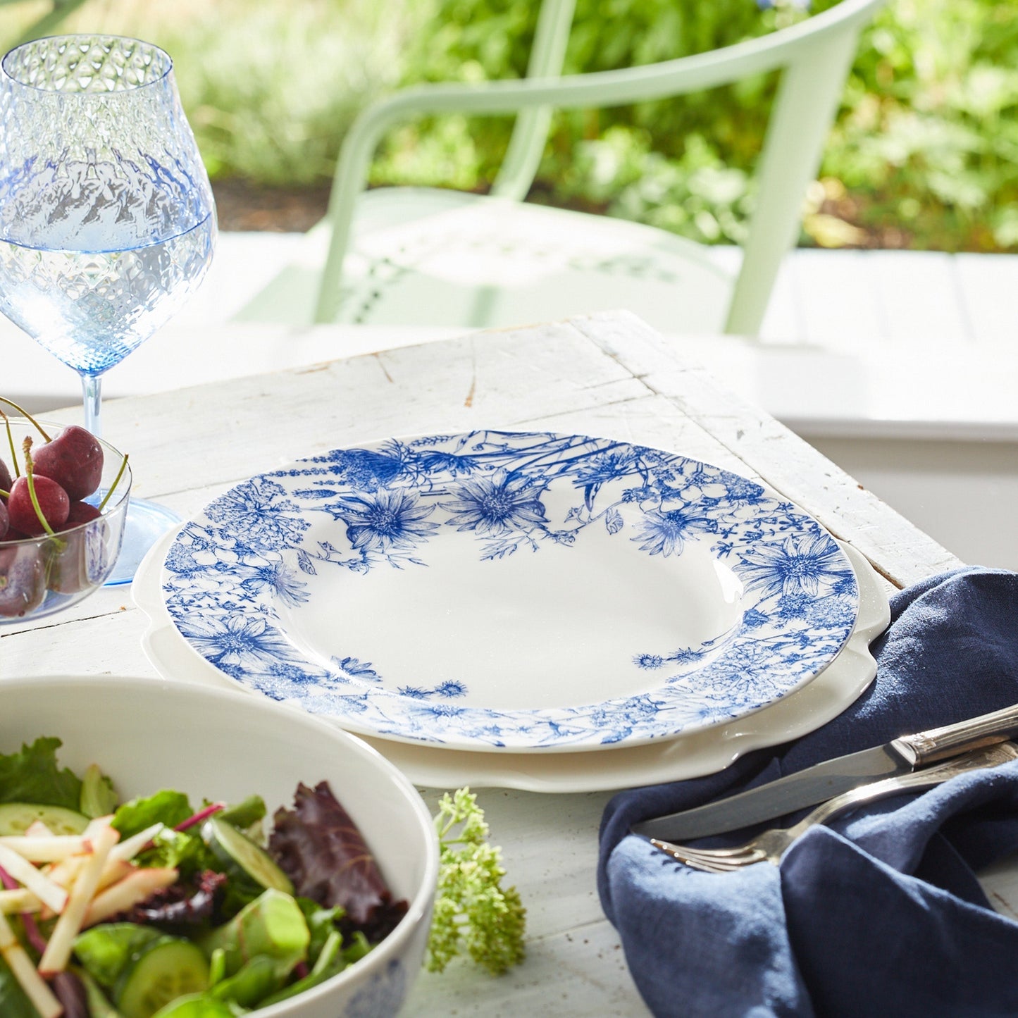  Summer Blues Rimmed Dinner Plate