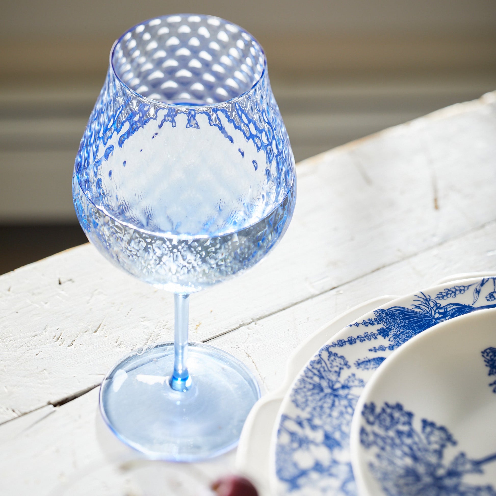  Phoebe Cobalt Universal Wine Glasses